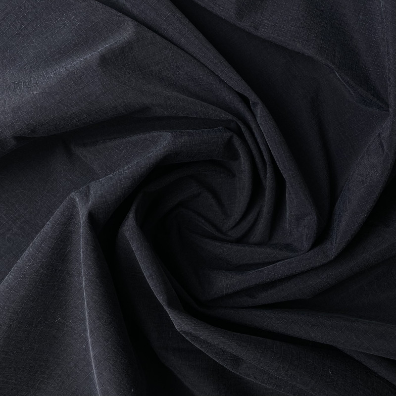 Nylon ripstop granatowy - wytrzymały materiał na kurtki puchowe