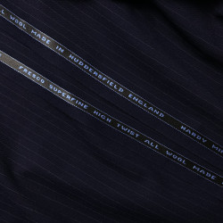 wełna garniturowa granatowa w paski WV2641