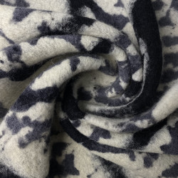 Gruby materiał wełniany płaszczowy